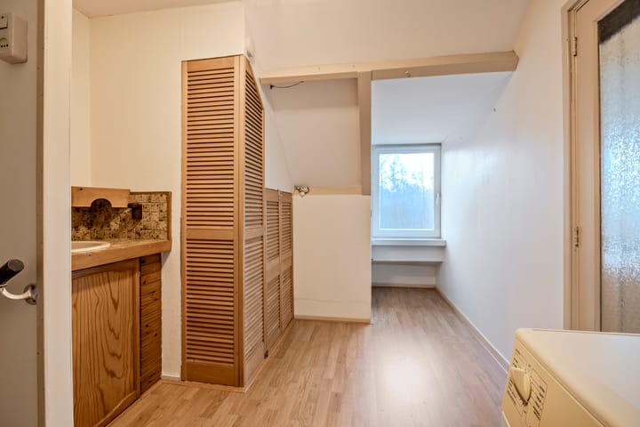 Photo 25 of Directeur Moerlandsstraat 6