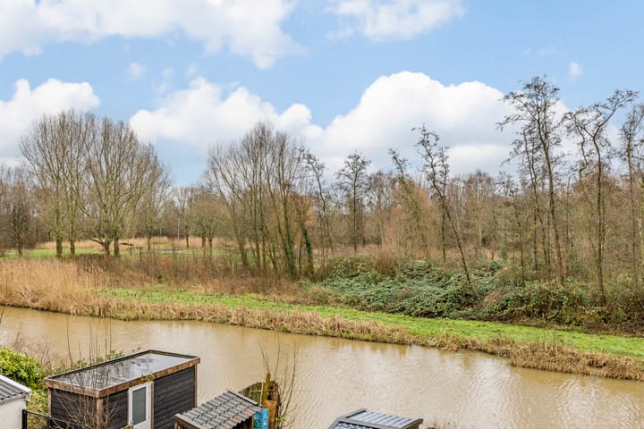 Photo 31 of Directeur Moerlandsstraat 6