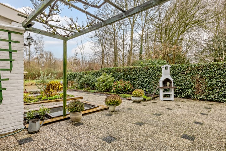 Photo 32 of Directeur Moerlandsstraat 6