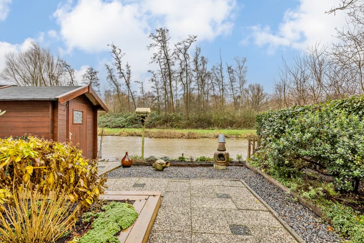 Photo 34 of Directeur Moerlandsstraat 6