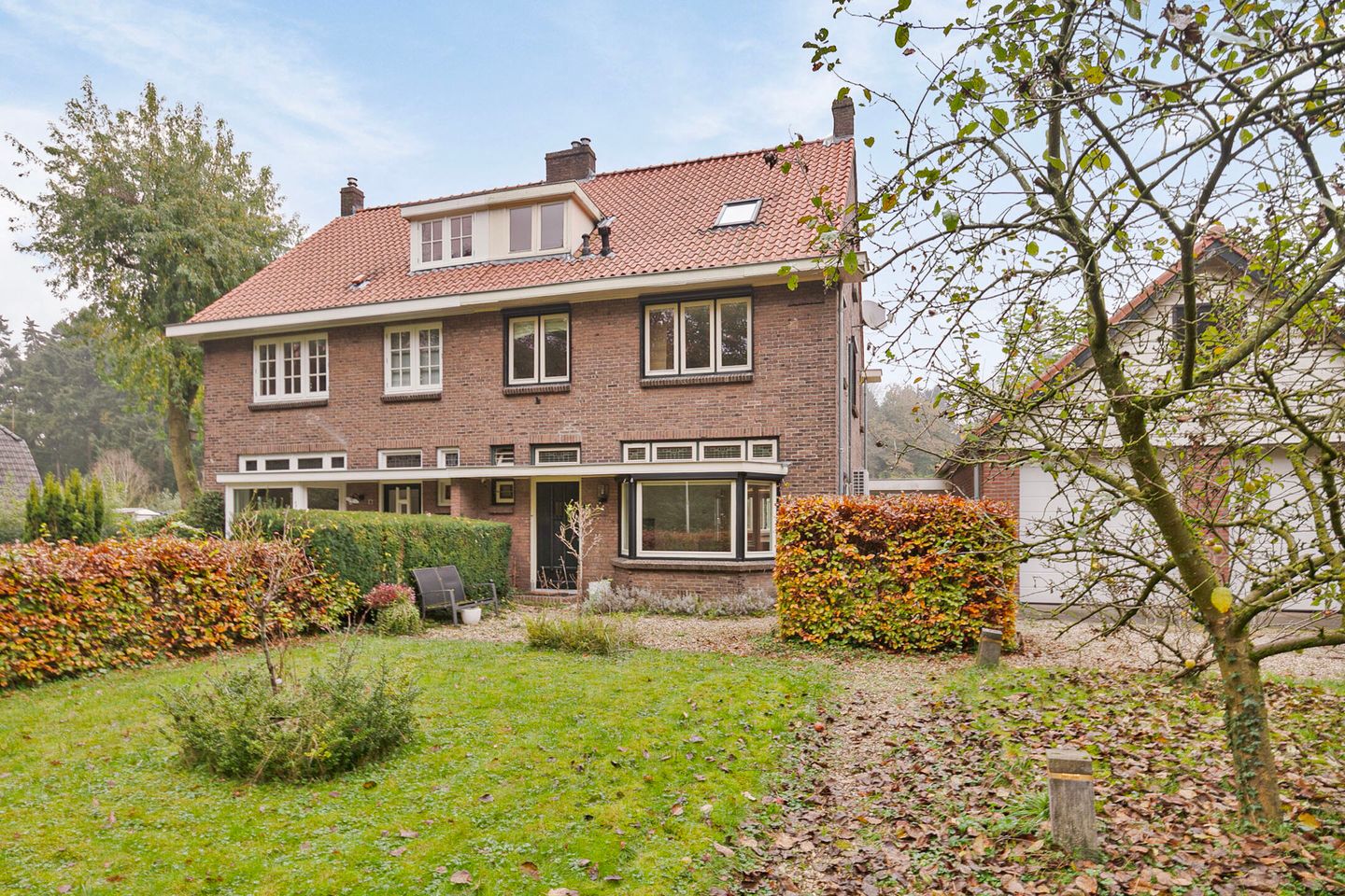 Foto 4 van van Limburg Stirumweg 12