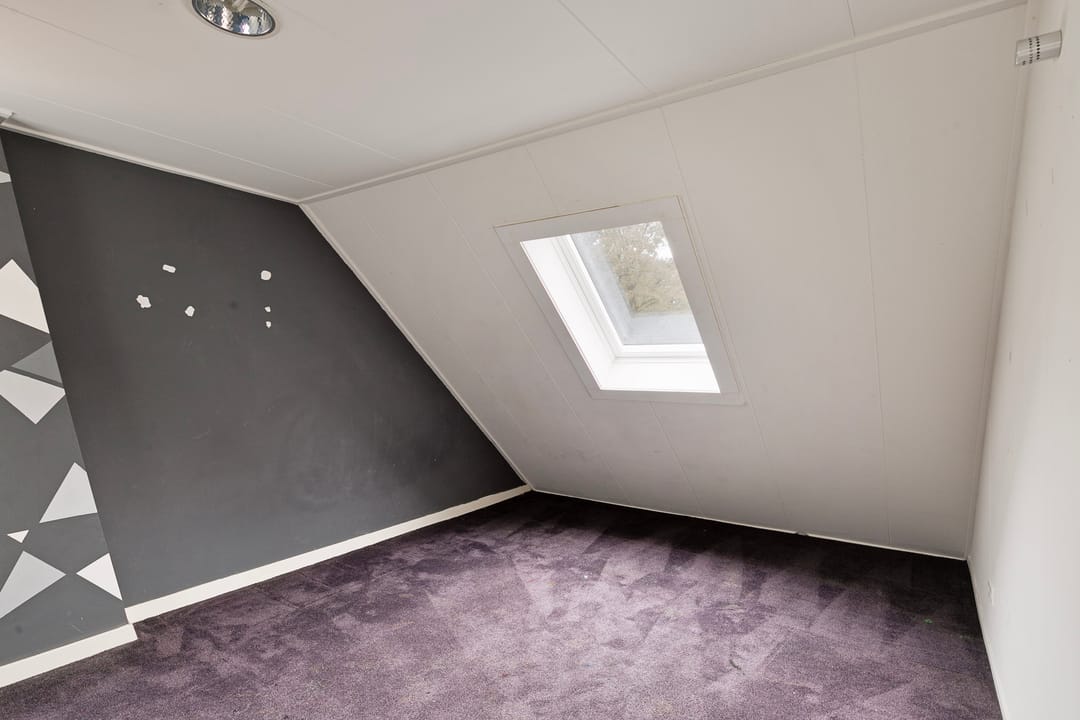 Foto 32 van van Limburg Stirumweg 12