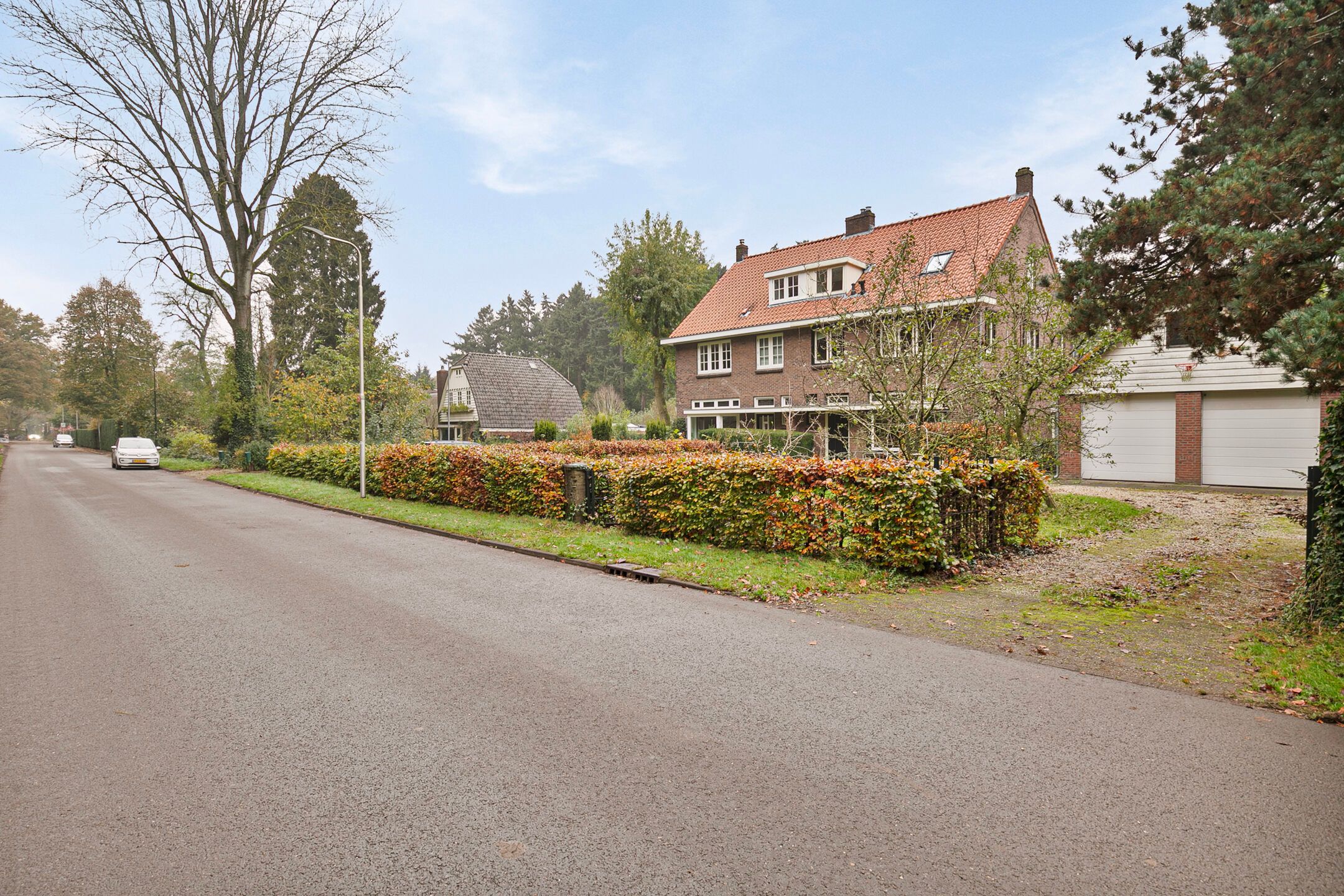 Foto 36 van van Limburg Stirumweg 12