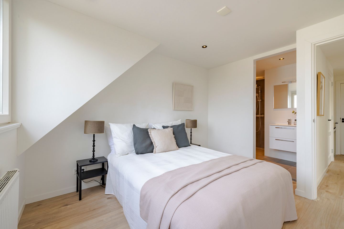 Foto 20 van Van Zeggelenstraat 41