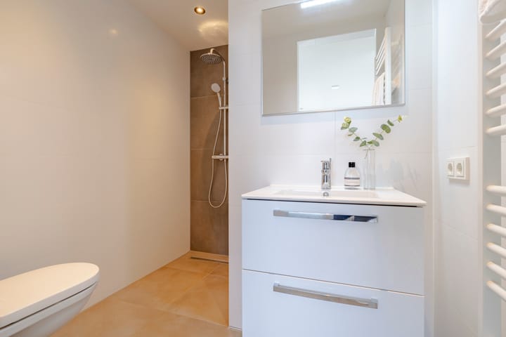 Photo 23 of Van Zeggelenstraat 41