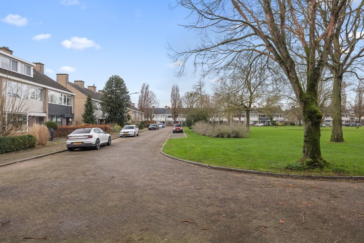 Foto 3 van Bisschop Zwijsenplein 8