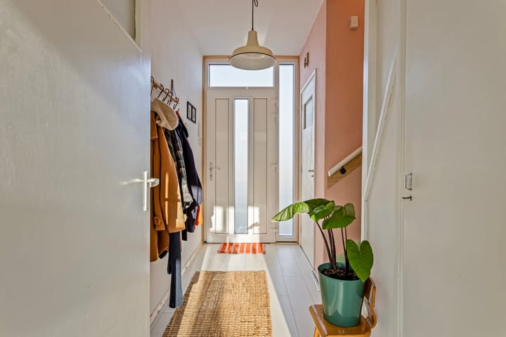 Foto 7 van Maaseikstraat 8-A