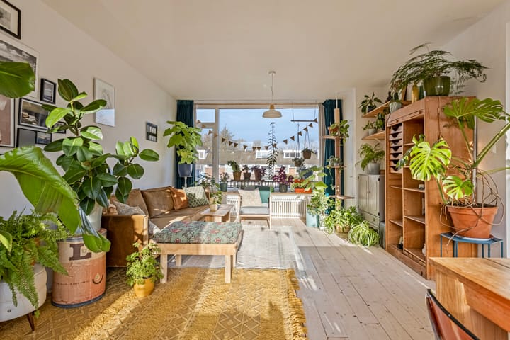 Foto 8 van Maaseikstraat 8-A