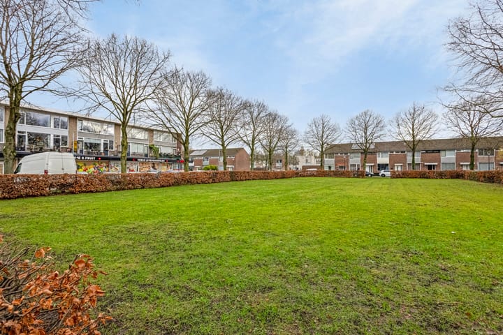 Foto 37 van Maaseikstraat 8-A