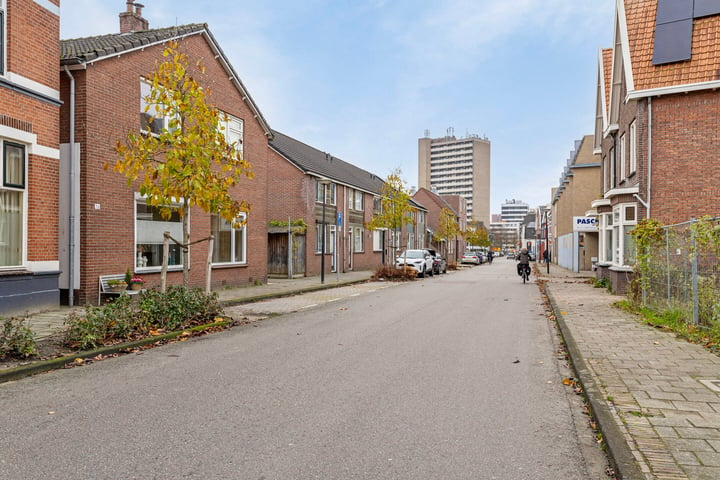 Bekijk foto 33 van Lipperkerkstraat 76