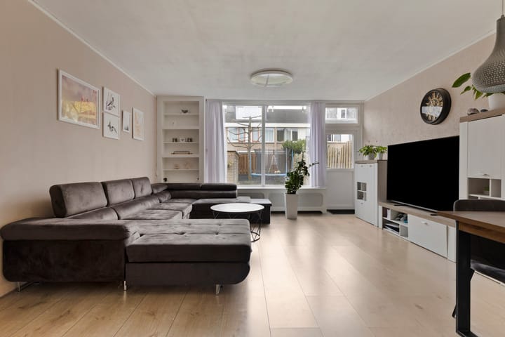 Foto 10 van Staringstraat 226