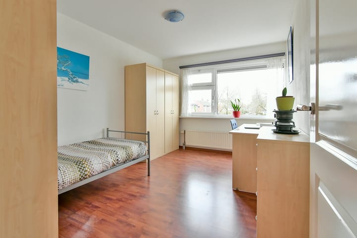 Foto 25 van Veldbloemstraat 16