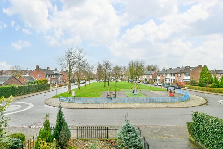 Foto 26 van Veldbloemstraat 16