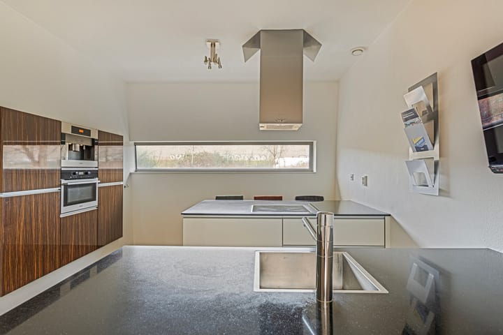 Foto 10 van Sporenring 220