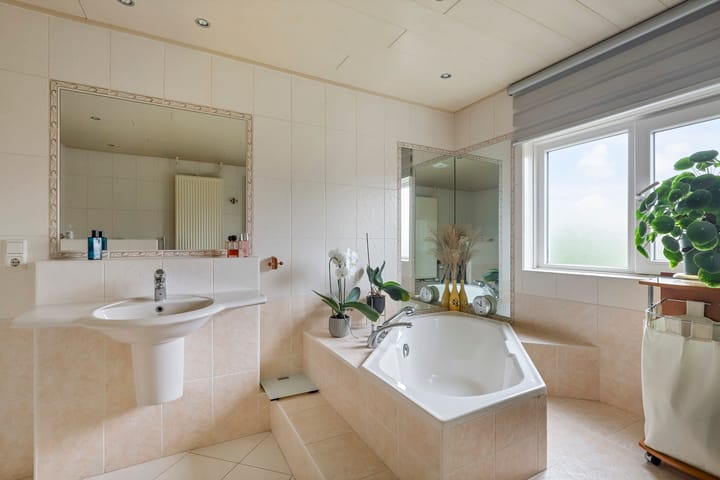 Photo 32 of Helhoek 2-A