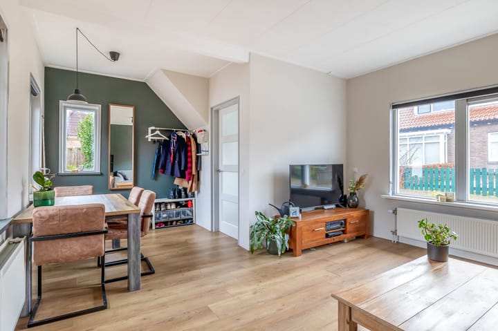 Foto 9 van Schoolstraat 66