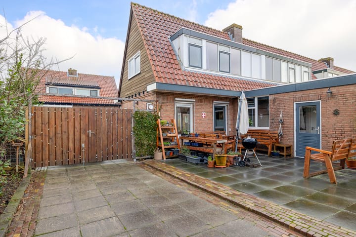 Foto 18 van Schoolstraat 66