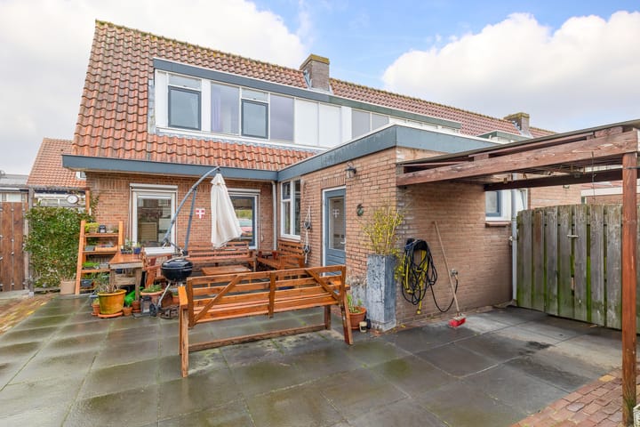 Foto 21 van Schoolstraat 66