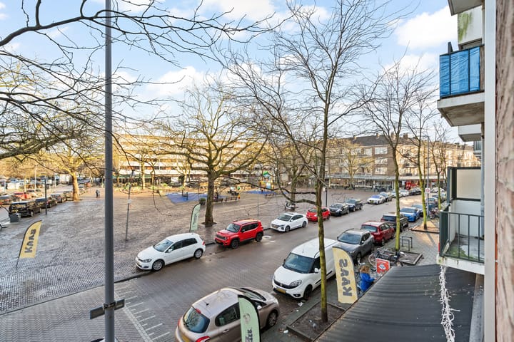 Foto 15 van Kerstroosstraat 4-A