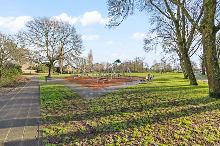 Foto 26 van Kerstroosstraat 4-A