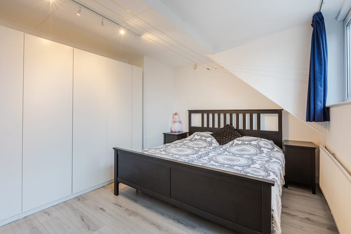 Photo 24 of Oscar Leeuwstraat 18