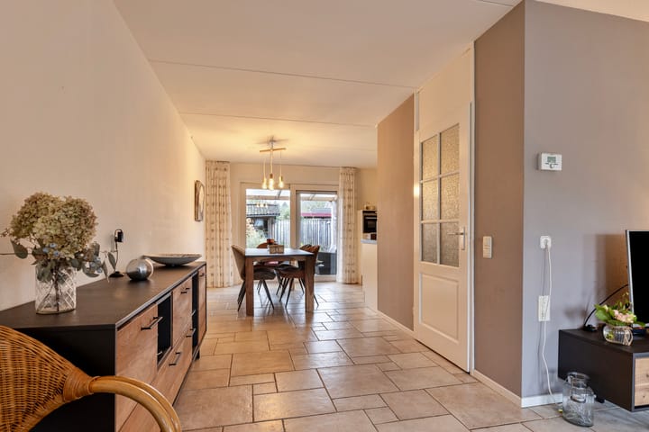 Foto 5 van Landschrijverlaan 8