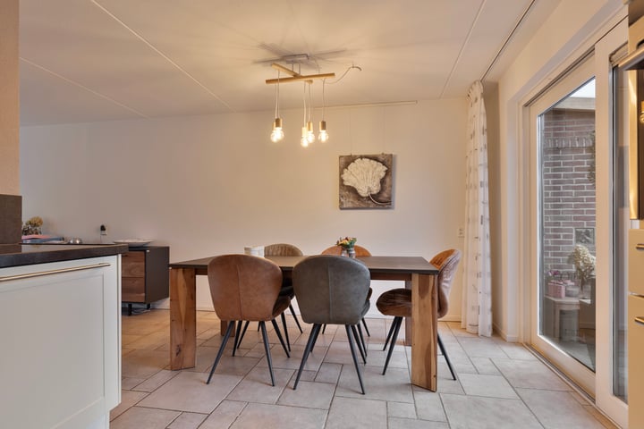 Foto 15 van Landschrijverlaan 8