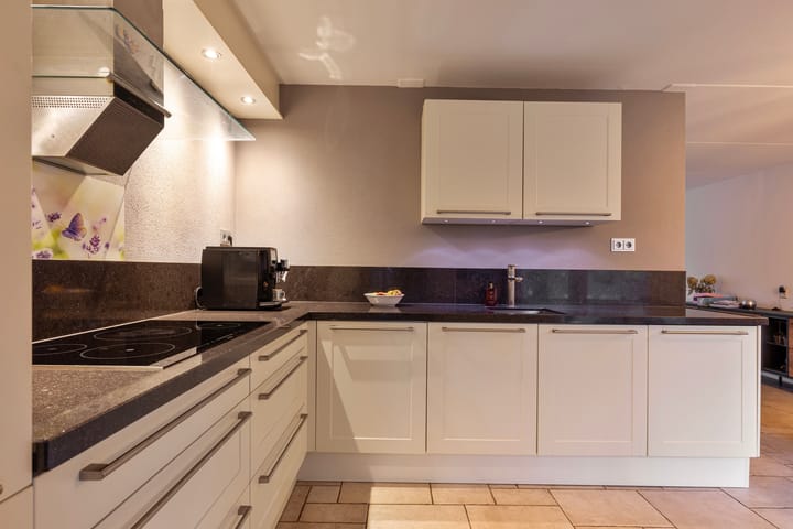 Photo 16 of Landschrijverlaan 8