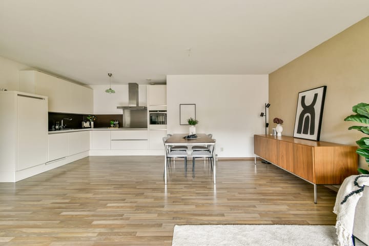 Foto 8 van Willem Baerdesenstraat 44