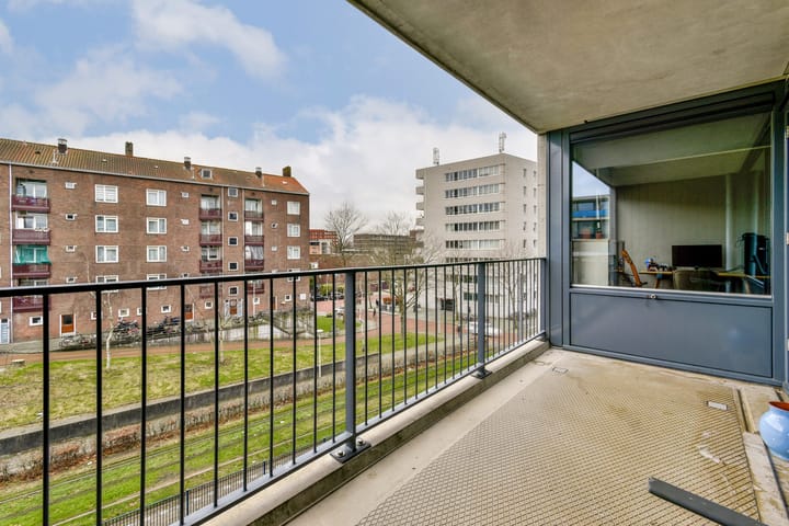 Foto 17 van Willem Baerdesenstraat 44