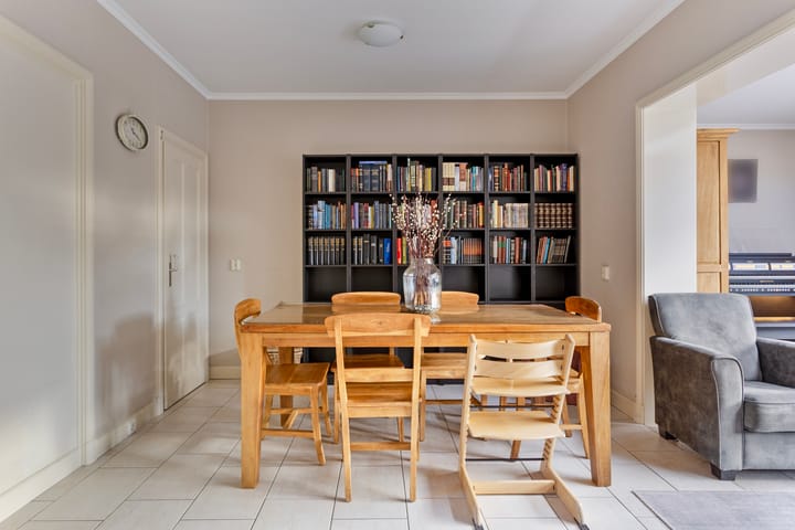 Foto 9 van Hiernstraat 13