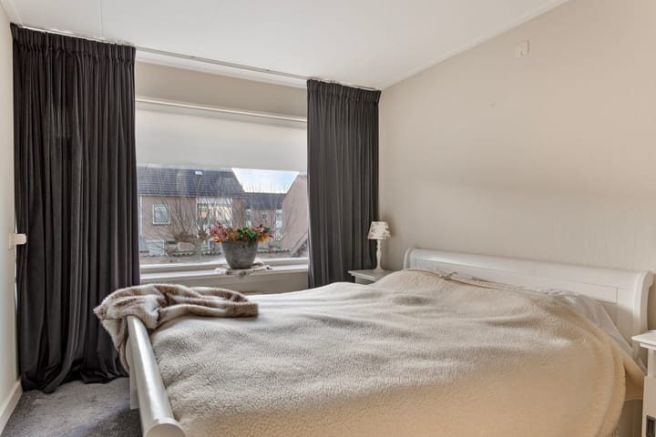 Foto 21 van Hiernstraat 13