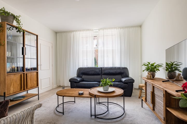 Foto 6 van Jan van Bruhezestraat 10