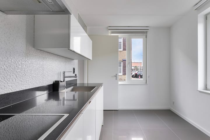 Photo 18 of Sontvaarderstraat 20