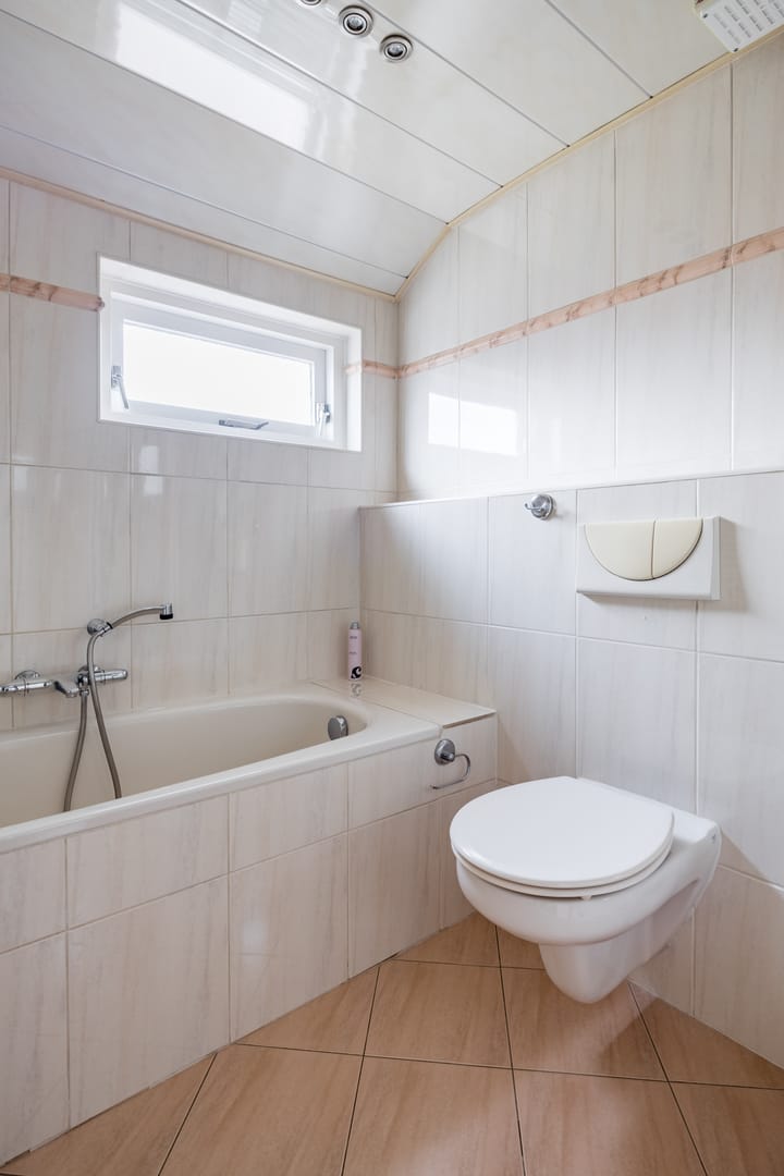 Foto 24 van Jan van Bruhezestraat 10