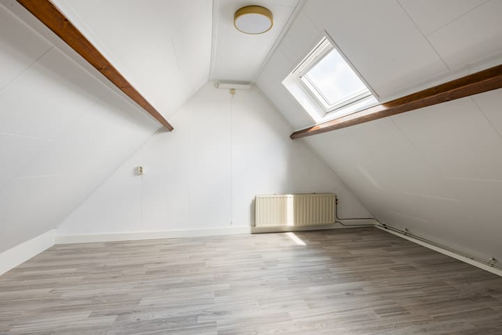 Foto 25 van Jan van Bruhezestraat 10