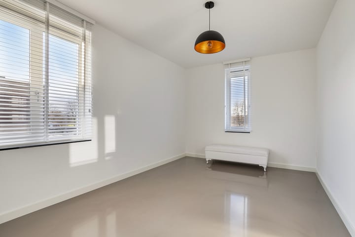 Photo 42 of Sontvaarderstraat 20