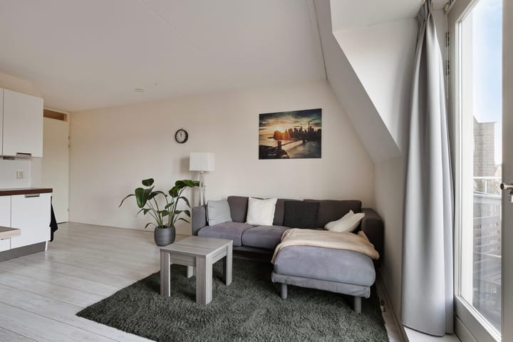 Foto 6 van Hooftstraat 71-D