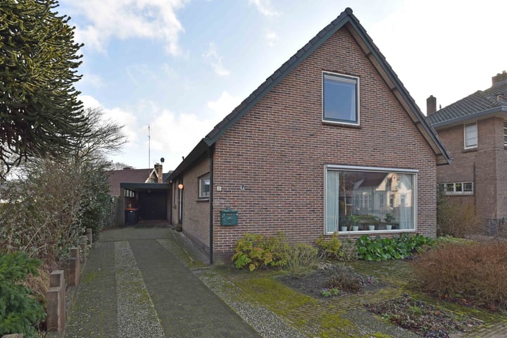 Hoofdstraat 15