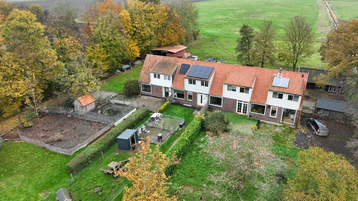 Foto 1 van Oud Emmeloorderweg 21-B