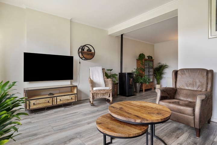 Foto 9 van Oud Emmeloorderweg 21-B