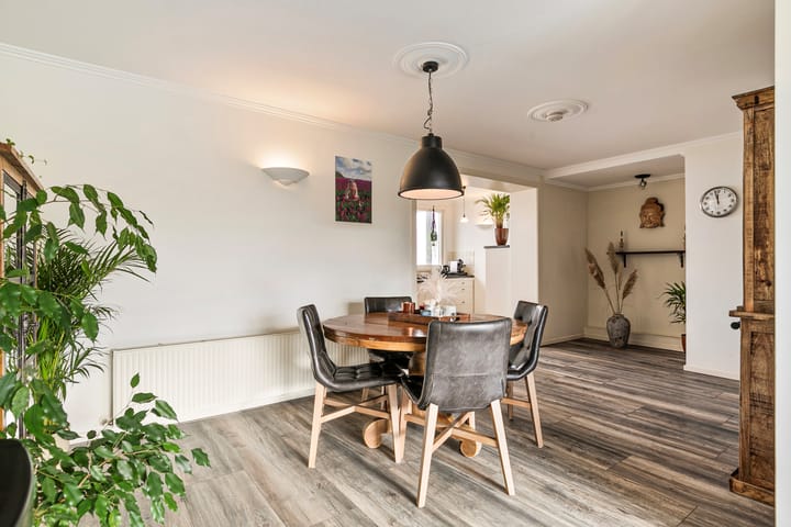 Foto 13 van Oud Emmeloorderweg 21-B