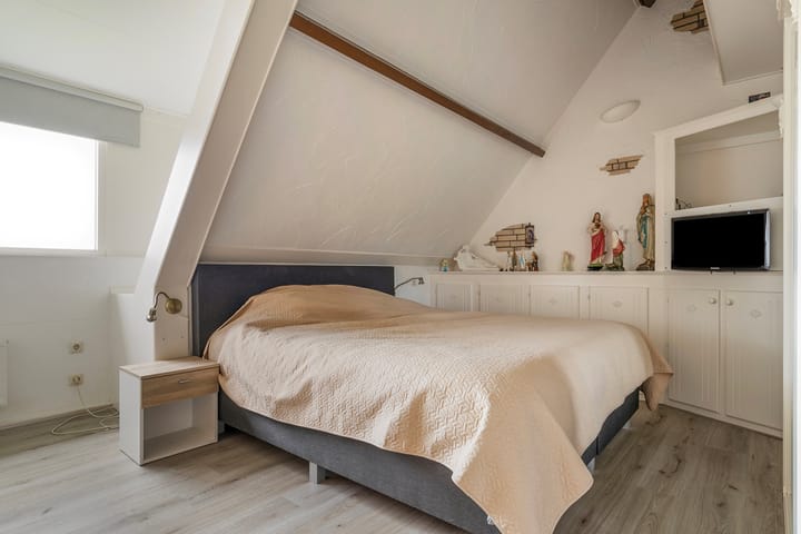 Foto 24 van Oud Emmeloorderweg 21-B