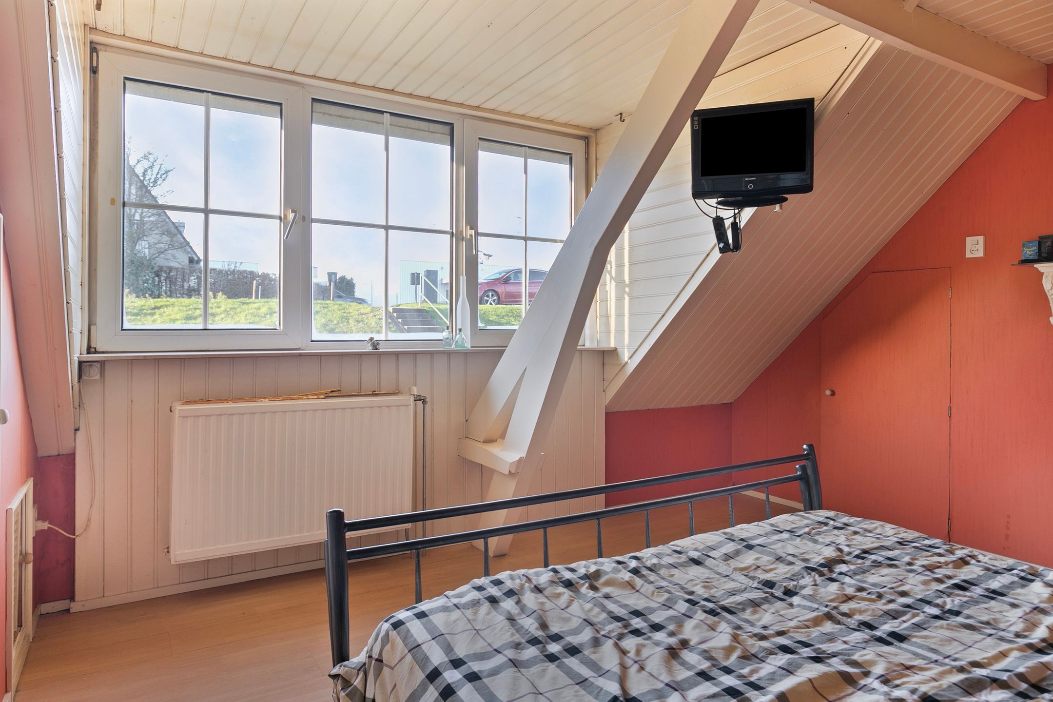 Foto 15 van Noord 70