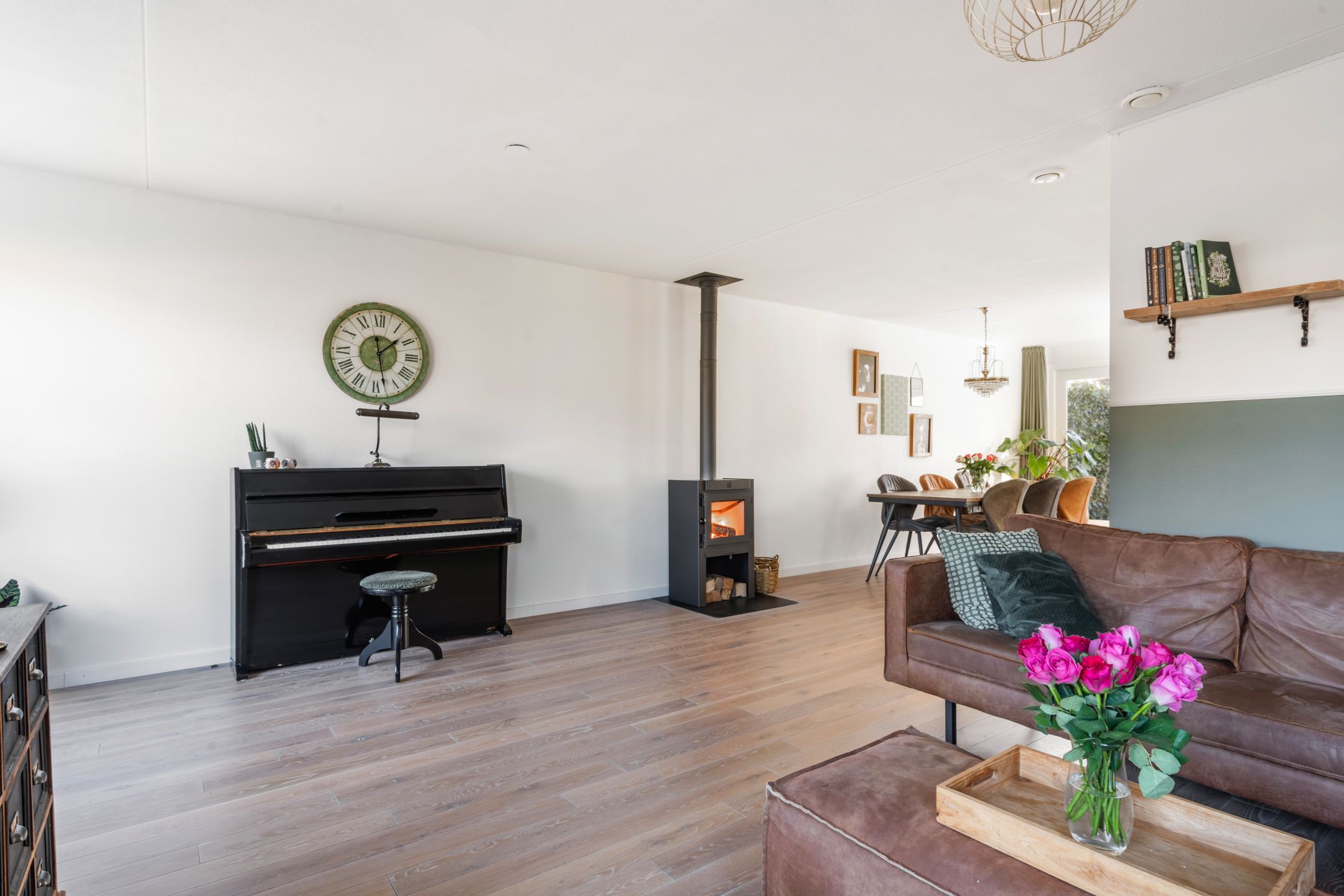 Photo 12 of Stroekmaat 25