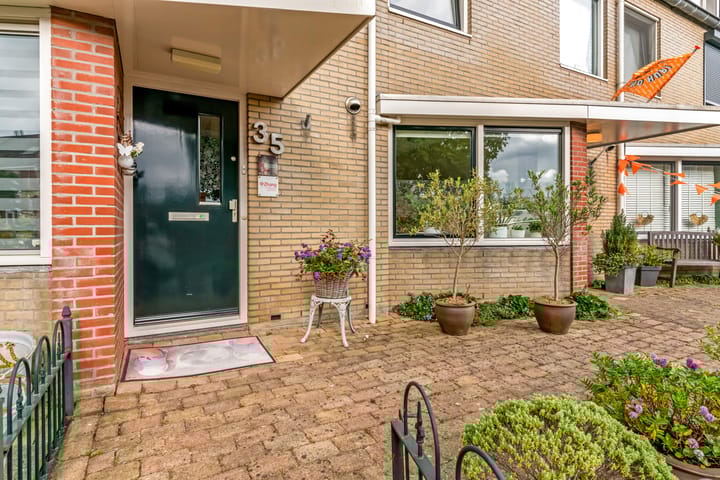 Foto 5 van Irving Berlinstraat 35