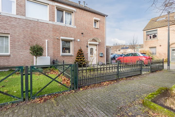 Foto 3 van Veldmoeren 23