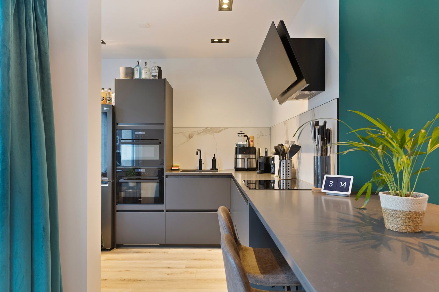 Foto 1 van Van Oestendestraat 23-A