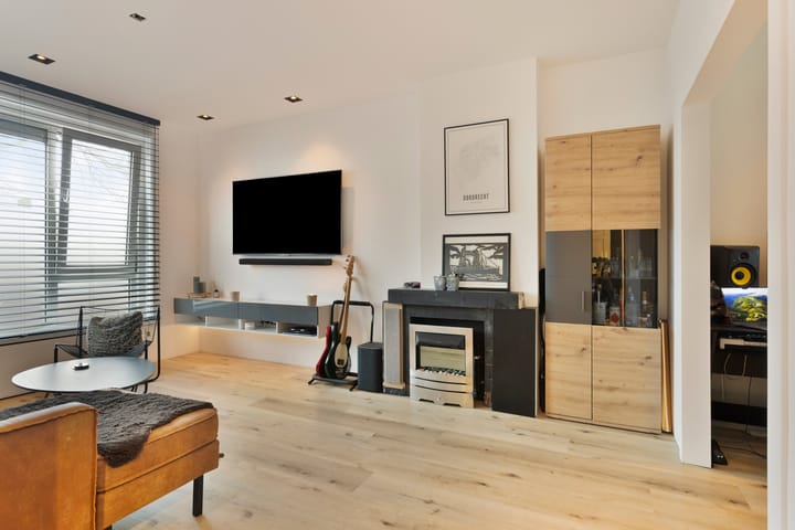 Foto 9 van Van Oestendestraat 23-A