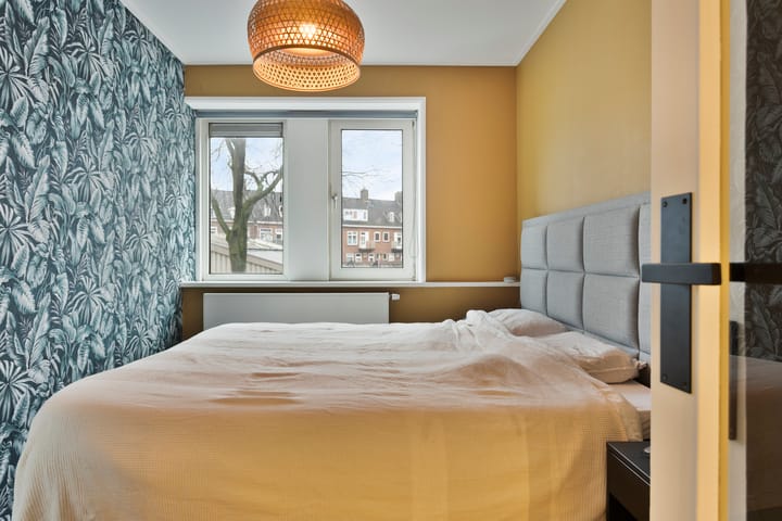 Foto 11 van Van Oestendestraat 23-A